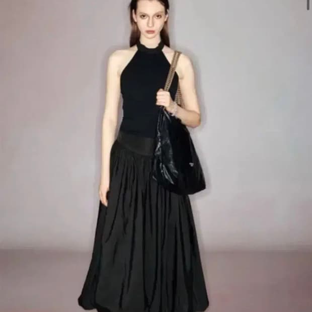 런웨이티켓 오운서 블랙스완원피스 M