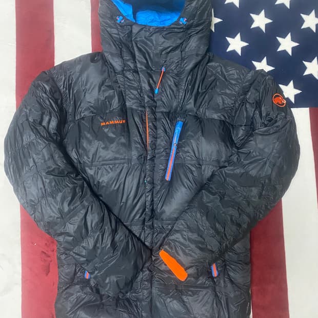 마무트 아이거요흐 구스다운