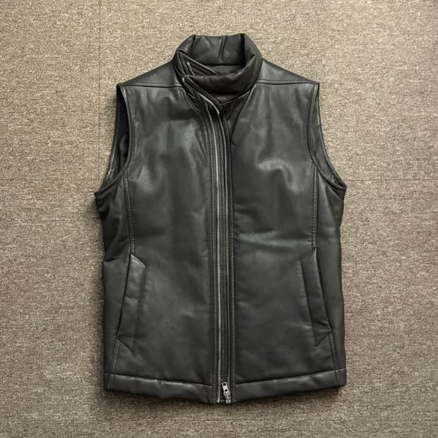 릭오웬스 몰리노 사선 가죽 패딩조끼