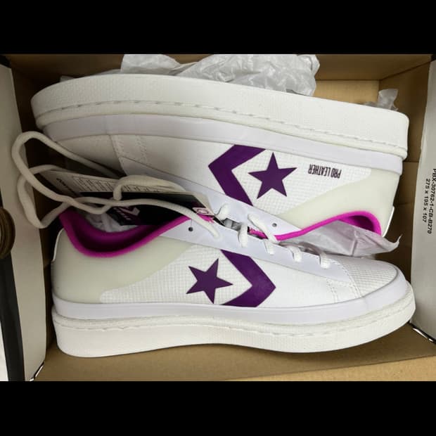 (새상품)컨버스 프로레더 운동화 화이트 240~245 