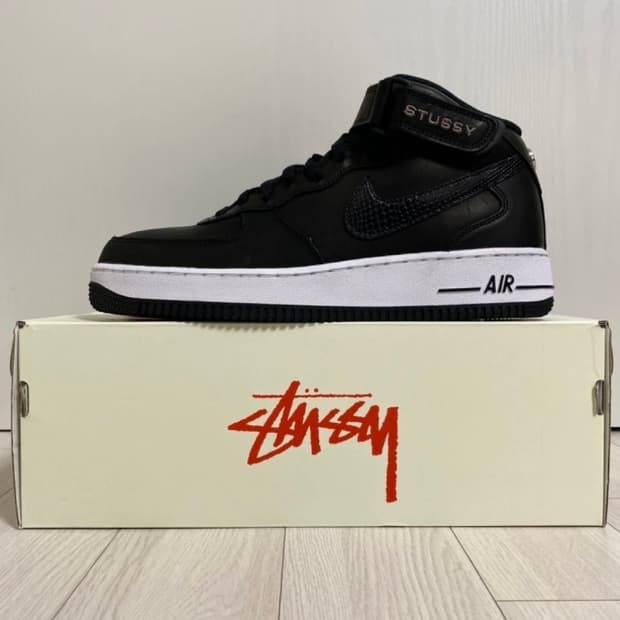 STUSSY X NIKE AIR FORCE 1 MID SP BLACK