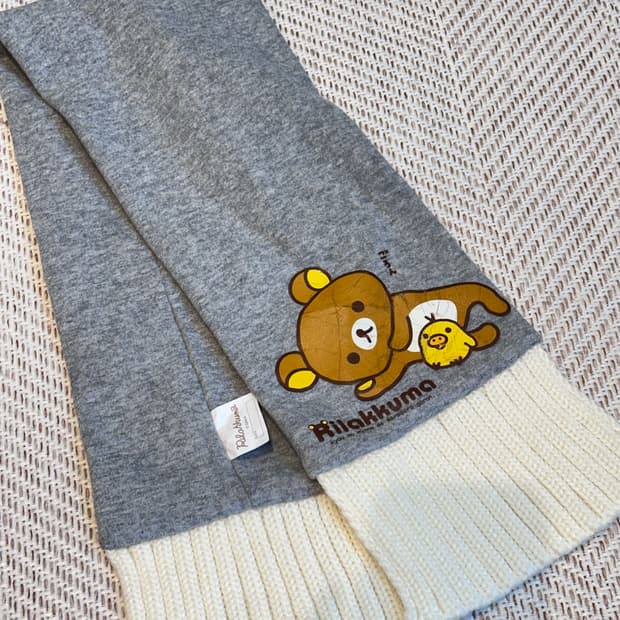 고전 리락쿠마 캐릭터 목도리
