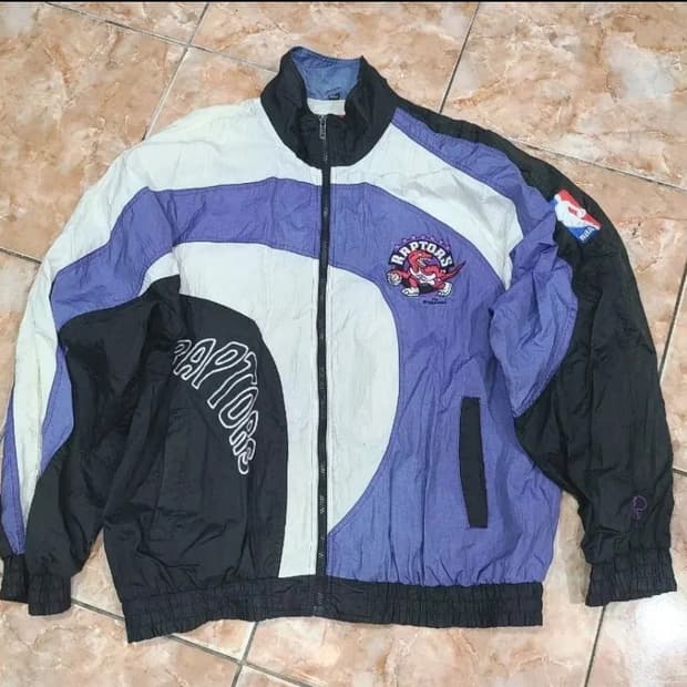 PRO PLAYER 토론토 랩터스 올드스쿨 바람막이