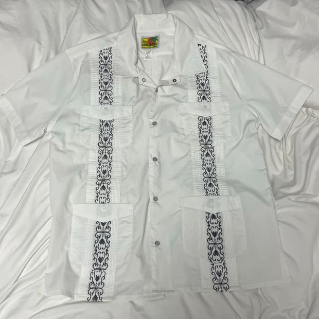 구아야베라 화이트 카라 셔츠 XL