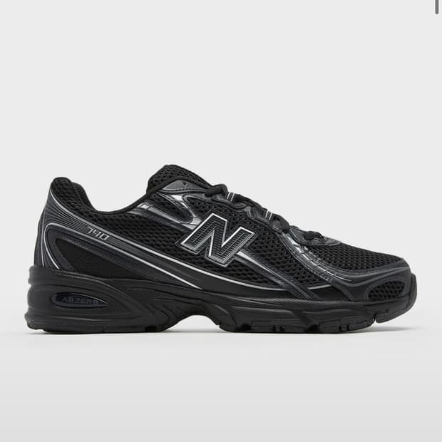 뉴발란스 740 NBPDGS102B / U740BM2 블랙
