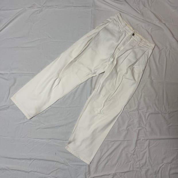 [쿠어] 딥 플리츠 커브드 팬츠 M