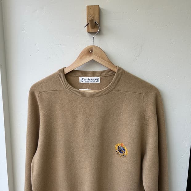 15346 - 버버리 자수 울 니트 (램스 울 100%)