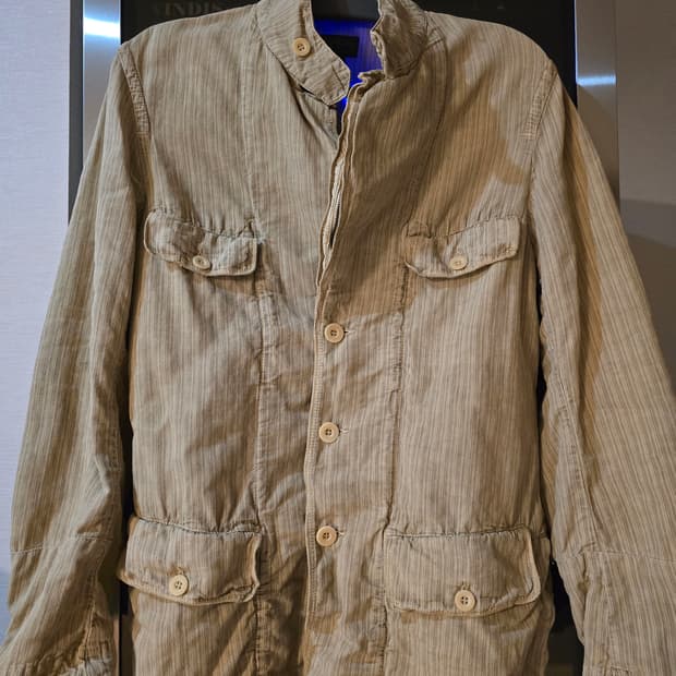 트랜짓 transit 마 자켓 M사이즈입니다