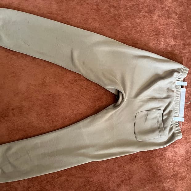 에센셜 조거팬츠