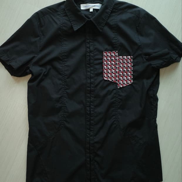 Panel patch pocket short sleeve shirt