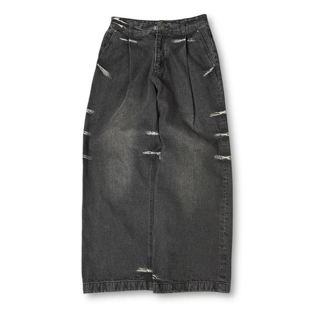 (30) 메종미네드 딥그레이 포인트 힙 와이드 핀턱 데님 팬츠