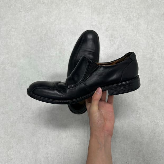 Clarks 클락스 레더