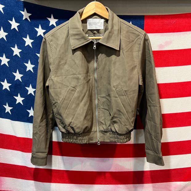 플레이스 스튜디오 비건헤더 크롭 가죽자켓