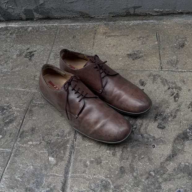 프라다 스포츠 빈티지 레더 더비 슈즈