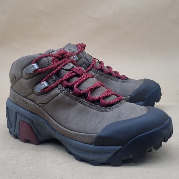 파타고니아 GTX 하이킹화230 