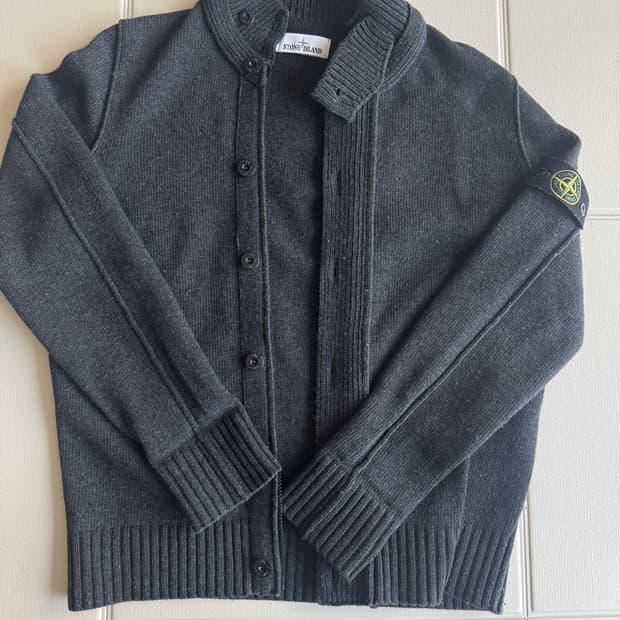스톤아일랜드 니트집업