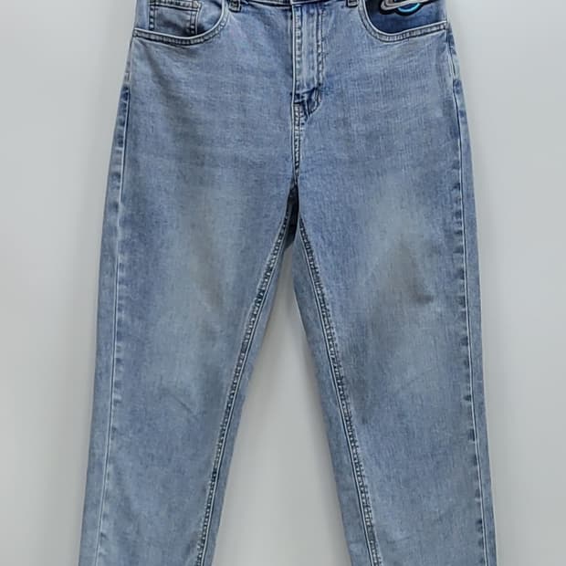 BENETTON 22FW 베네통 행성와펜 배기핏 데님 청바지 / 여 67