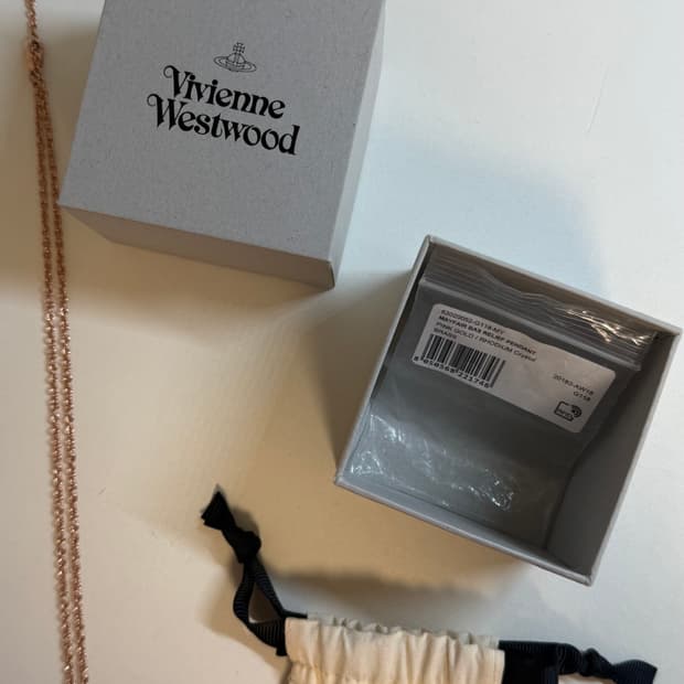 비비안웨스트우드 핑크골드/로즈골드 목걸이