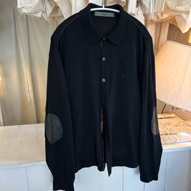 GIVENCHY 가디건