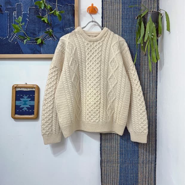 👧🏻Unknown Aran Knitwear