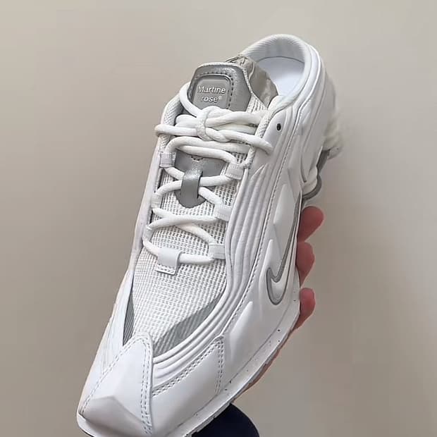 나이키 x 마틴 로즈 샥스 MR4 화이트