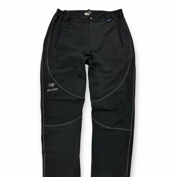 아크테릭스 로고 소프트쉘 팬츠
