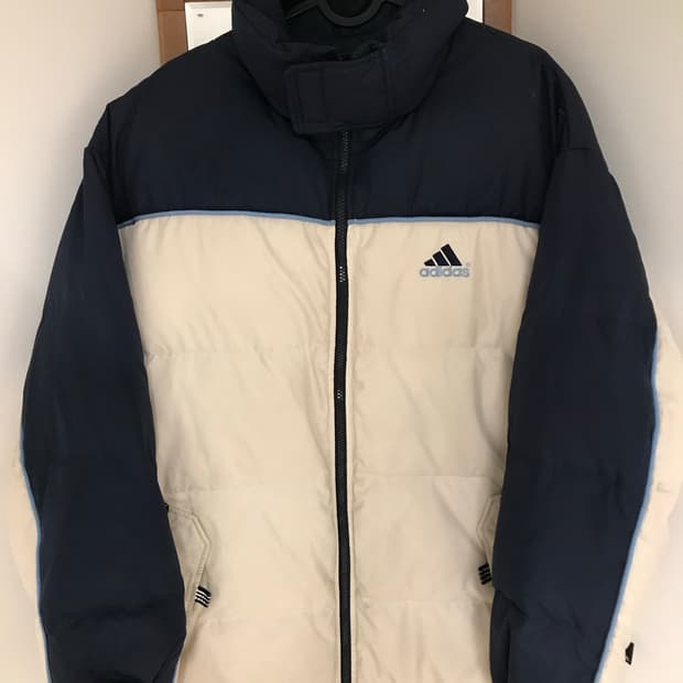 아디다스 오리털 패딩