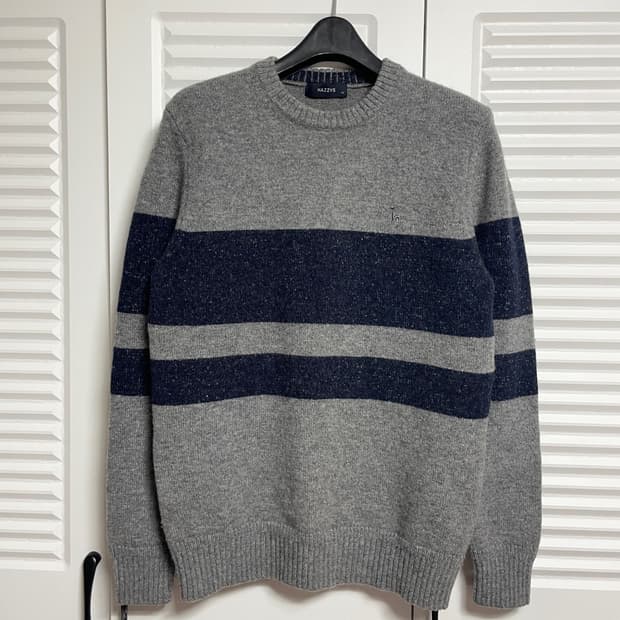 헤지스 니트 티셔츠