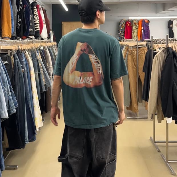 팔라스 트라이통크 반팔티