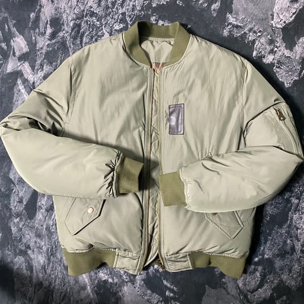 아크네 시드보머 48사이즈