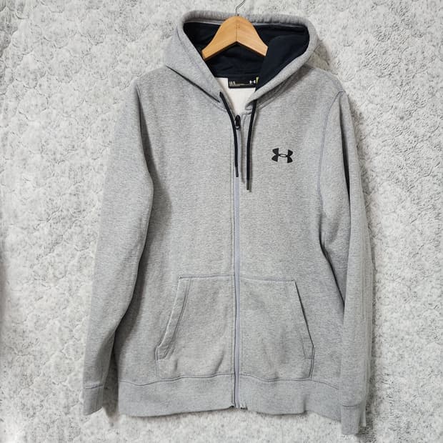 J186 [L] 언더아머 스톰 후드 집업
