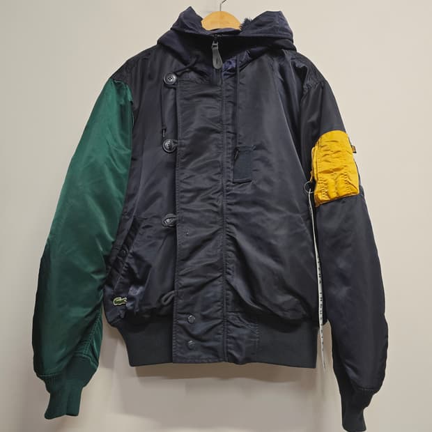 라코스테 x 알파인더스트리 콜라보 패딩