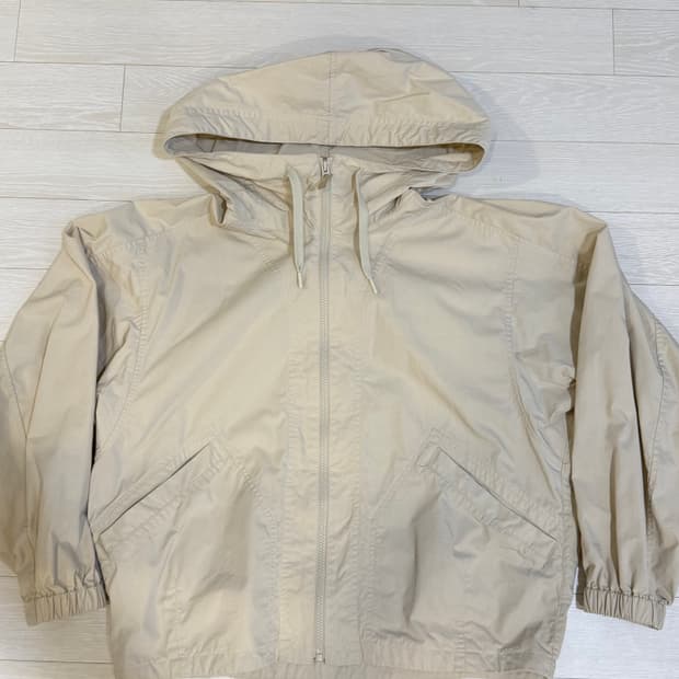 유니클로 U 바람막이