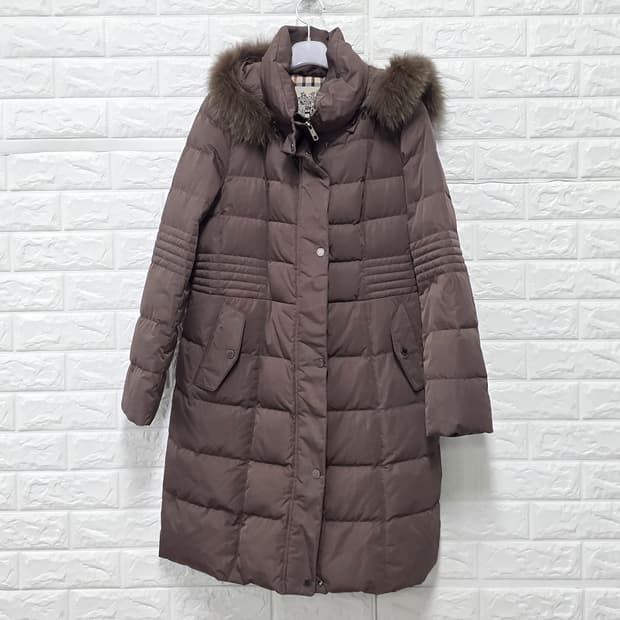 택포_ 닥스 DAKS 고동색 여성 구스다운 패딩 100