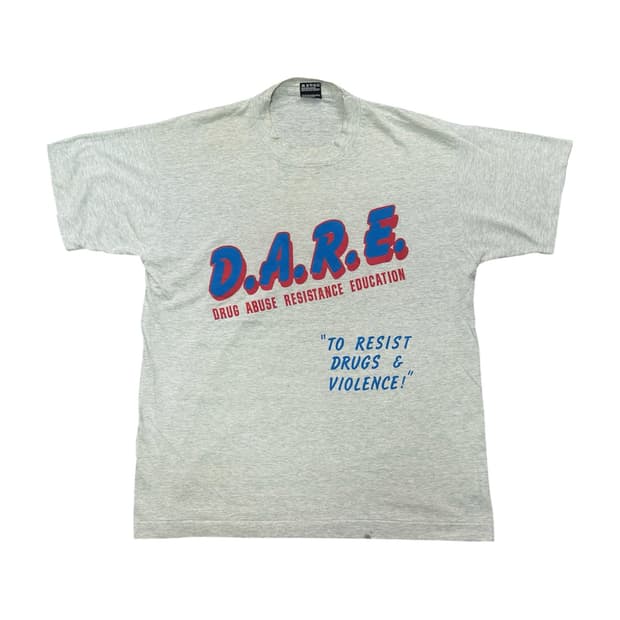 90s D.A.R.E. 티셔츠