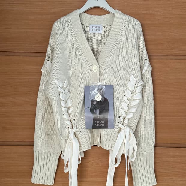 (새제품) 보카바카 리본 니트 가디건 아이보리