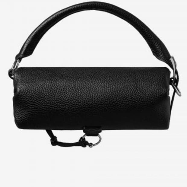 Open yy pillow handle bag, Black
