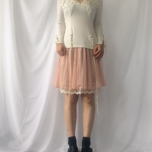 Ozz Angelo eyelet lace up point sleeve