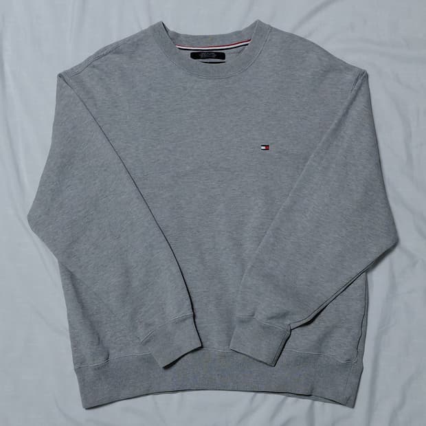 [M~L] 타미 힐피거 정품 클래식 로고 맨투맨 (그레이/기모없음)
