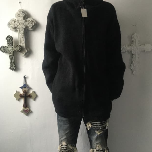 Lettering pattern hood zip up