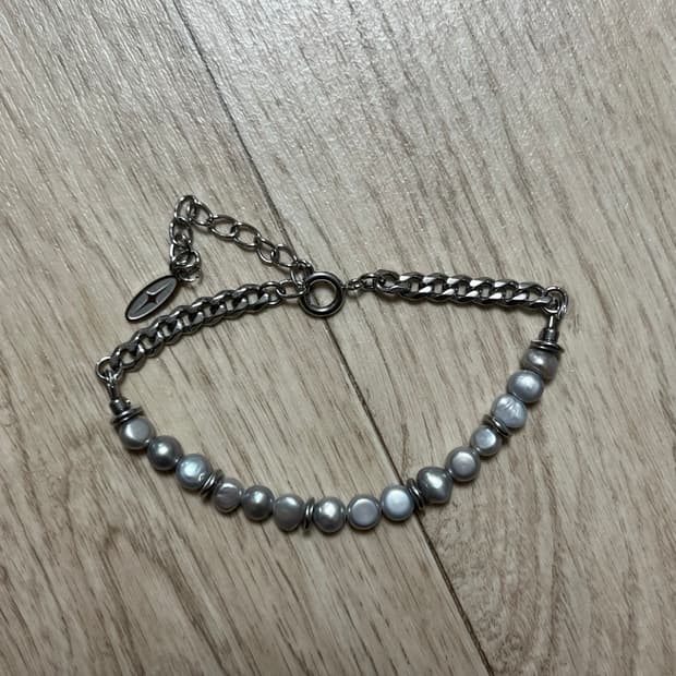 [새상품] 벨리에 체인 펄 브레이슬릿 (21cm)