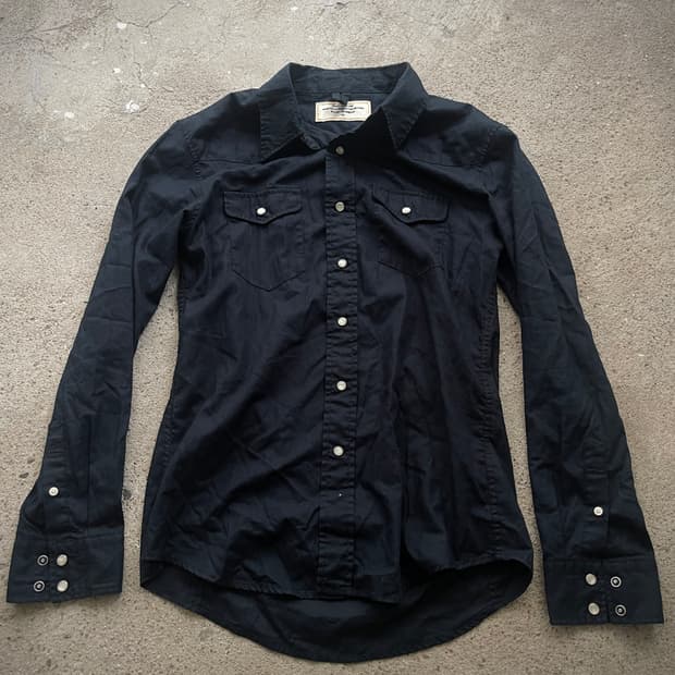 slim black shirts