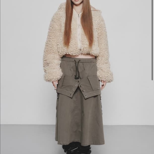 다이닛 더블레이어드 스커트 카키