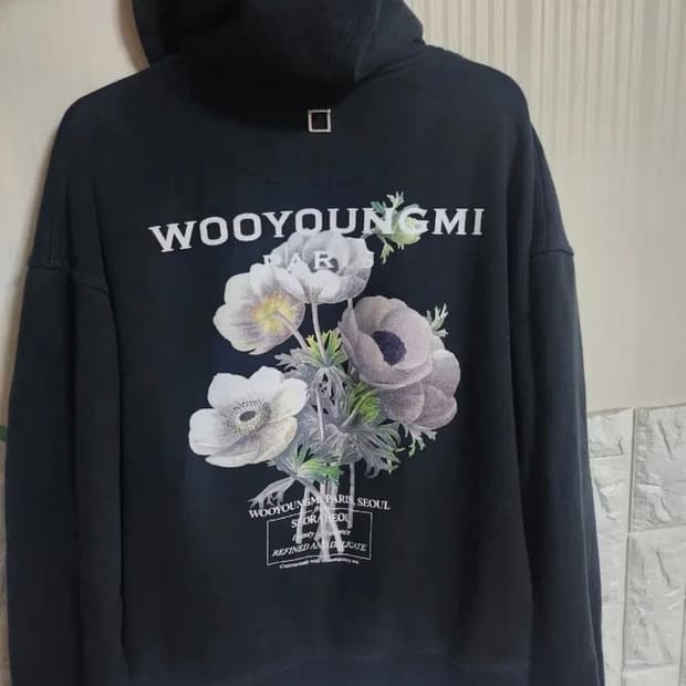 우영미 백플라워 후드티23fw 48사이즈