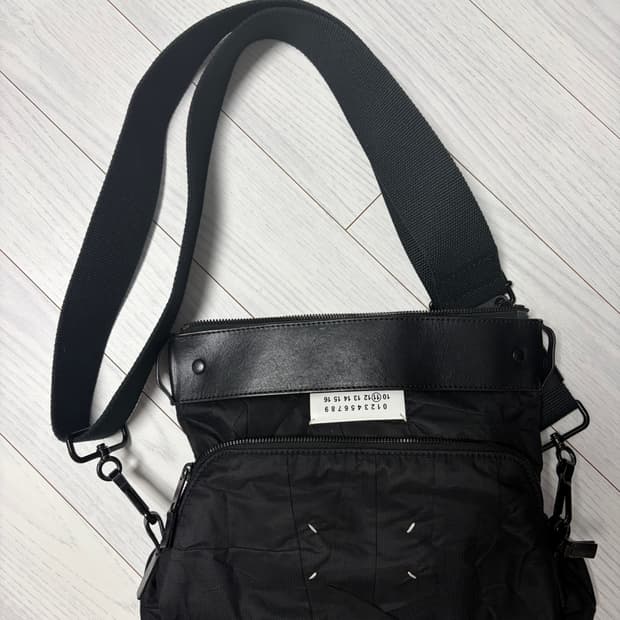 마르지엘라 크로스백