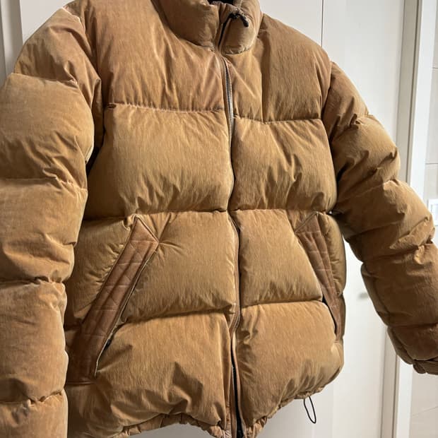 [L] 블랙아웃 오버타이 구스다운 패딩