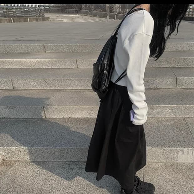 블랙 플레어 롱 스커트