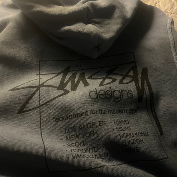 스투시 디자인후드티 L