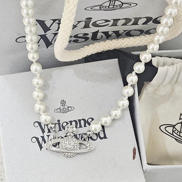 [미사용급] 비비안웨스트우드 진주 초커 목걸이 [정품]