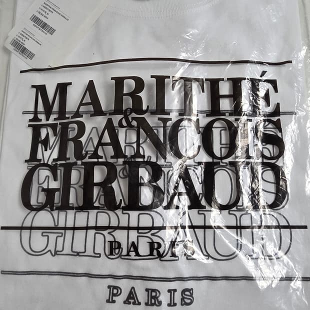 마리떼 프랑소와 저버 반팔티들